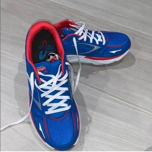 Skechers Men’s Go Run Ride 3, Size 11.5